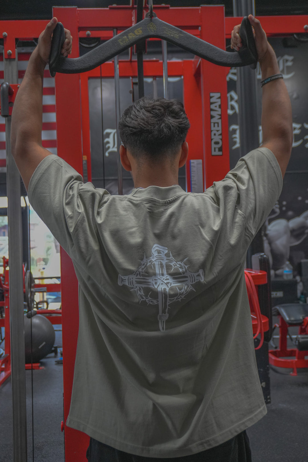 GET RIPPED LIFE® CROWN OF THORN CROSS TEE