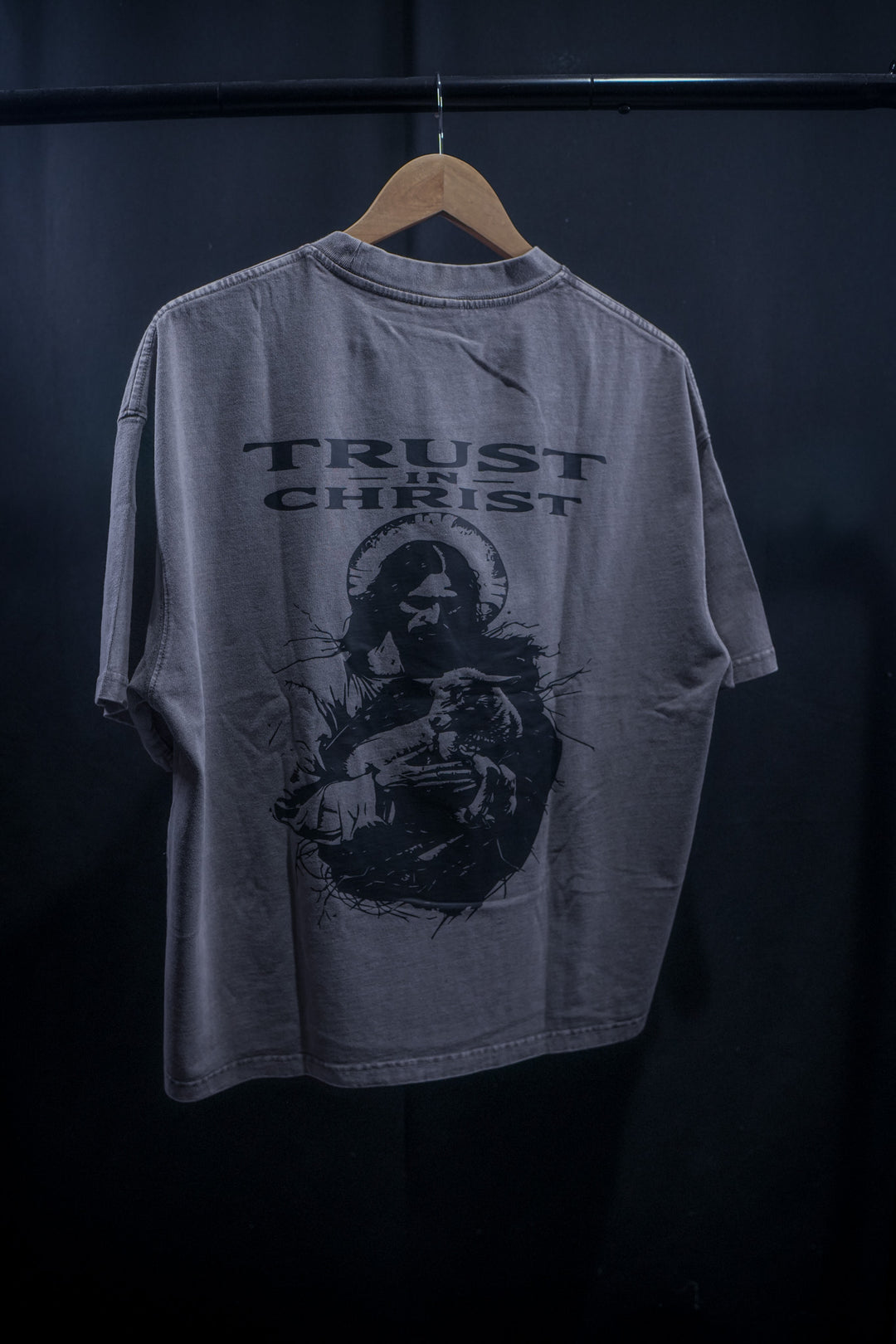 GET RIPPED LIFE® 'TRUST IN CHRIST' TEE (GRAY COLOR)